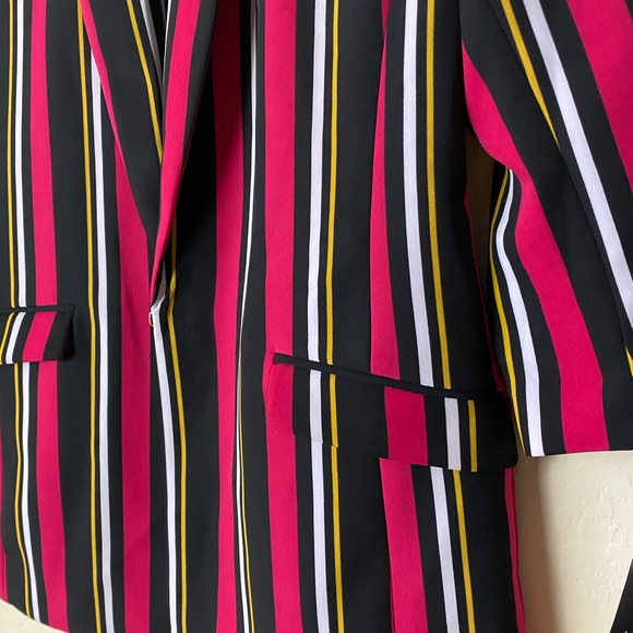 NWT INC Blazer Small - Picture 2 of 8